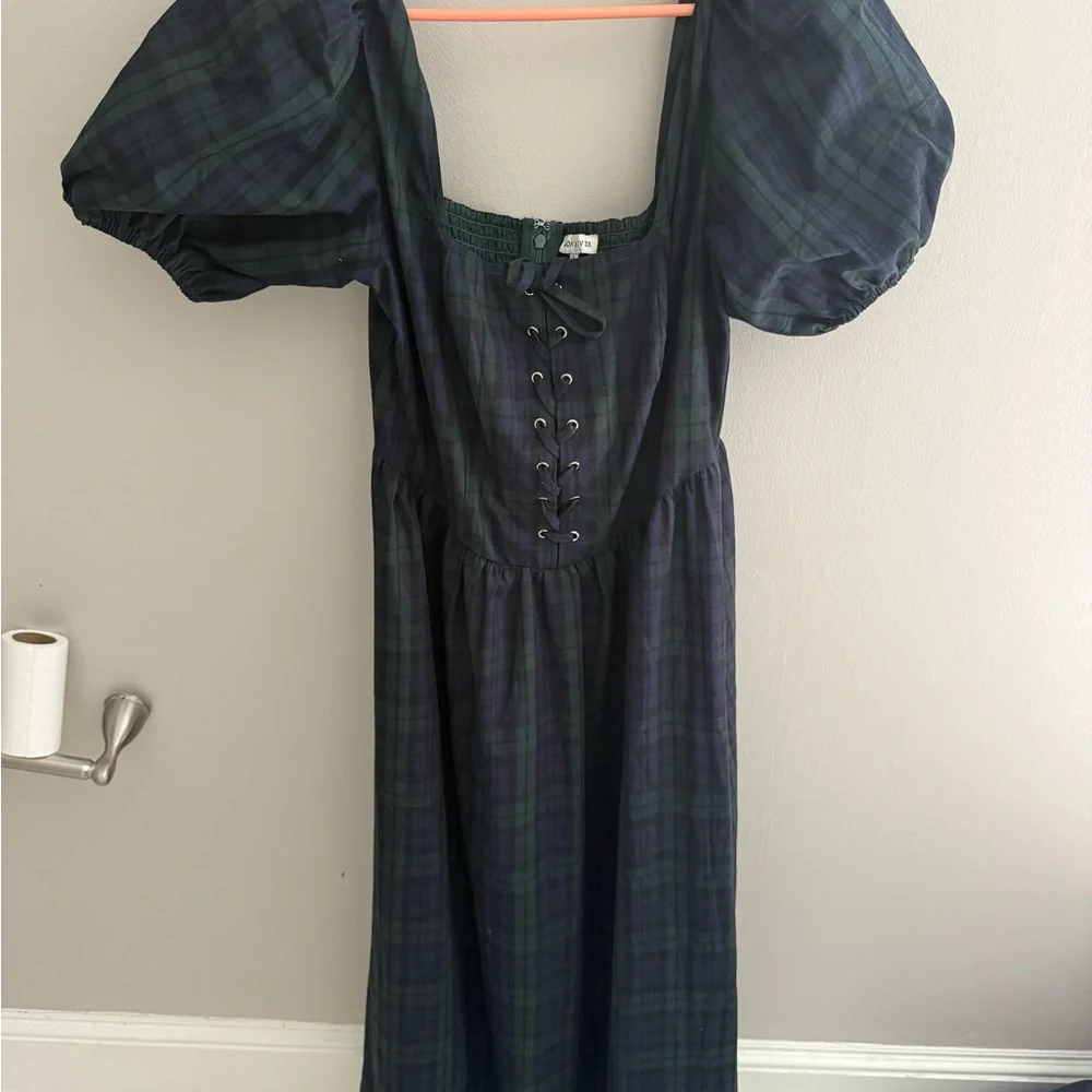 Green Plaid Puff-Sleeve Midi Dress with Lace-Up Bodice - Picture 2 of 5